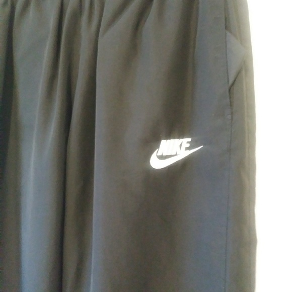 Nike Black Sweatpants - Picture 6 of 8